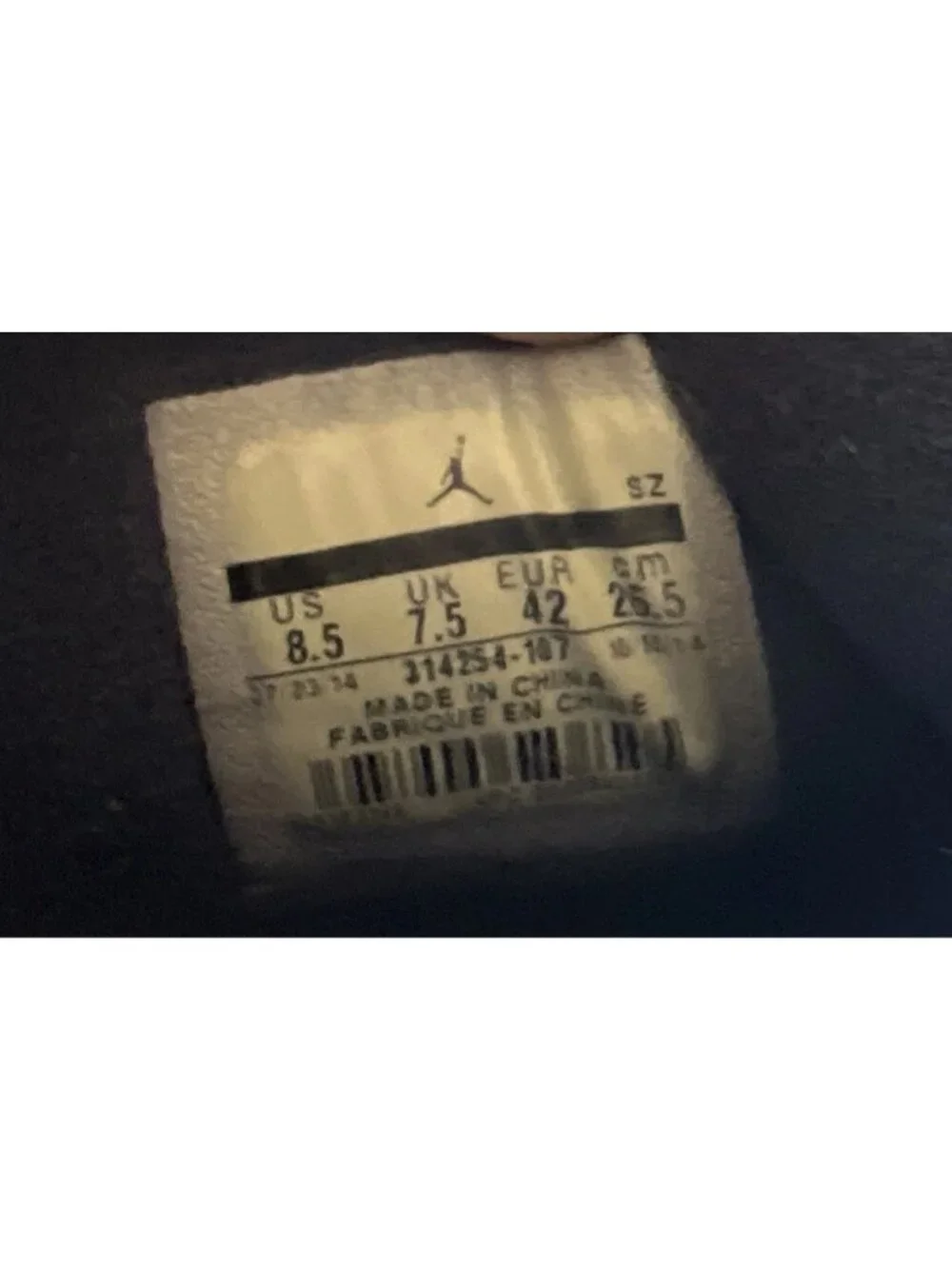 Air Jordan 4 Sz 8.5 white leather with blue jordan